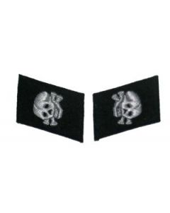 RSE559.Waffen SS NCO mirror image vertical skull collar tabs.  Hand embroidered aluminum thread. 